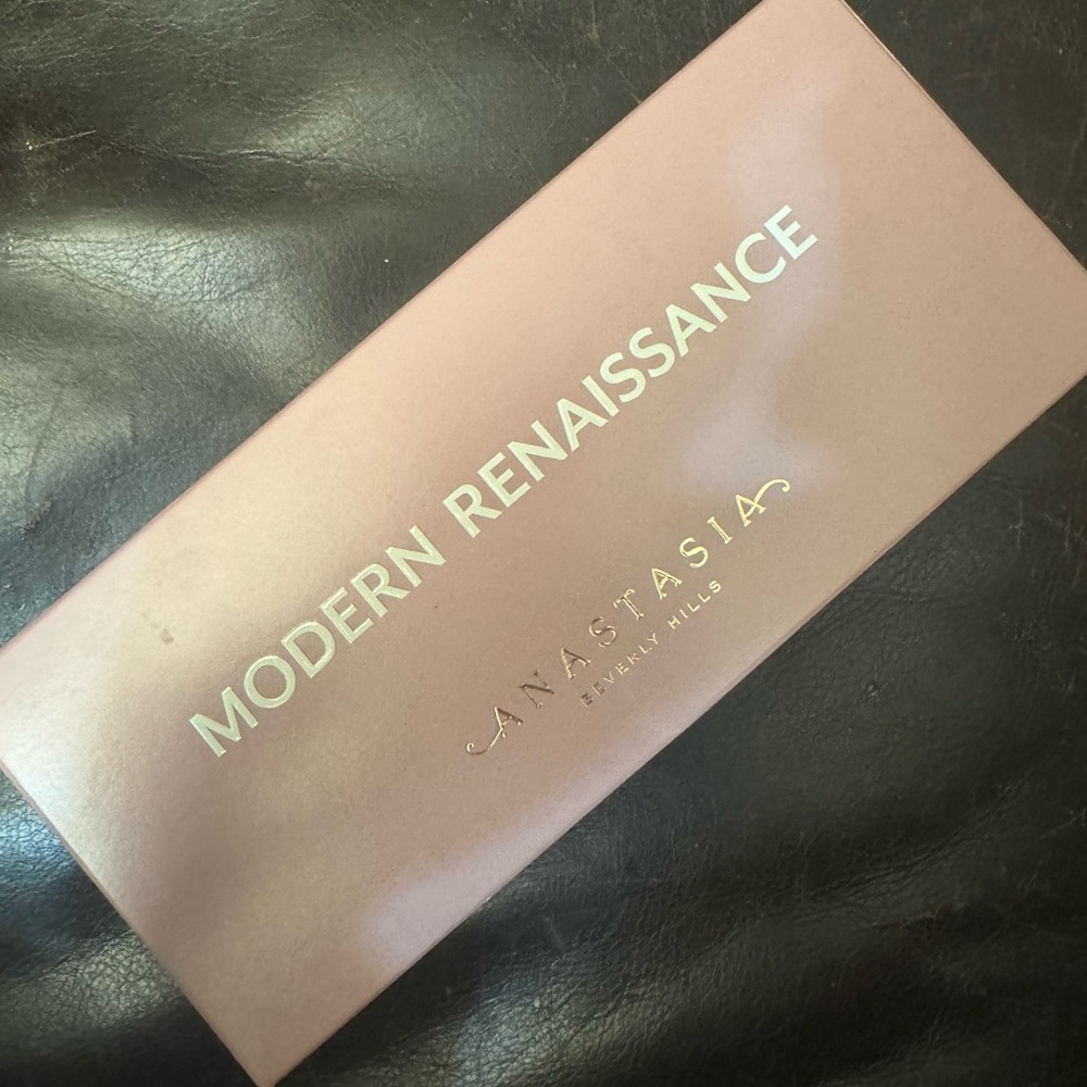 Anastasia Beverly Hills Modern Renaissance Eyeshadow Collection